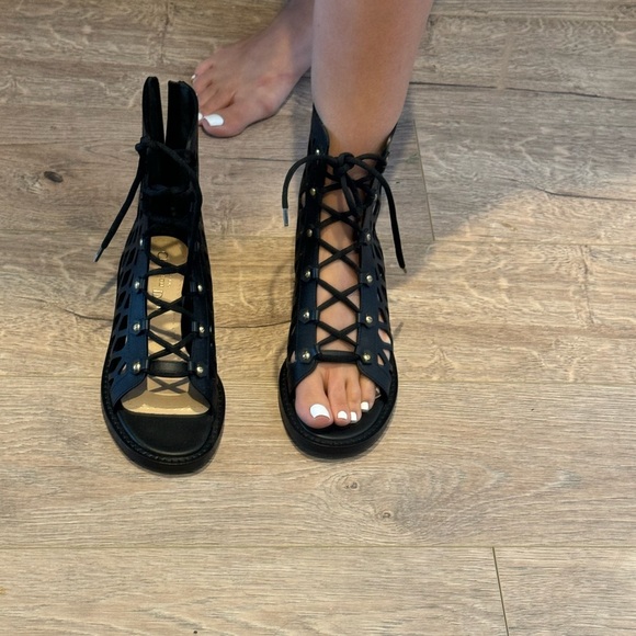 Dior authentic D-trap gladiator flat , black NEW never worn- 6.5 no original box - Picture 9 of 9